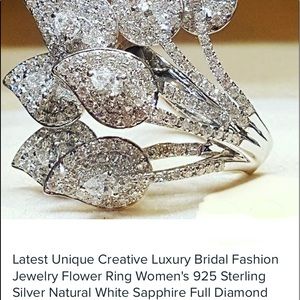 Stunning and elegant cocktail ring